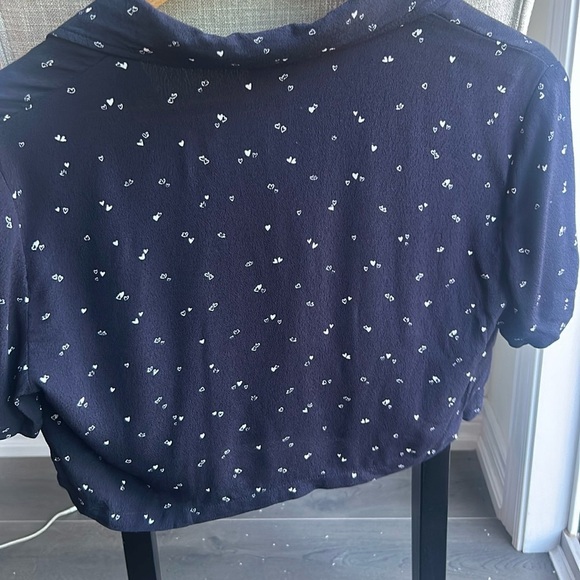 Sunday Best Navy Blue Heart Print Short Sleeves Cropped Top - Picture 11 of 16